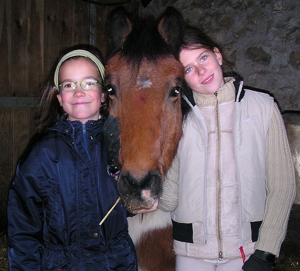 Ma meilleure amie et moi avec Dagobert ! (milly) 2005